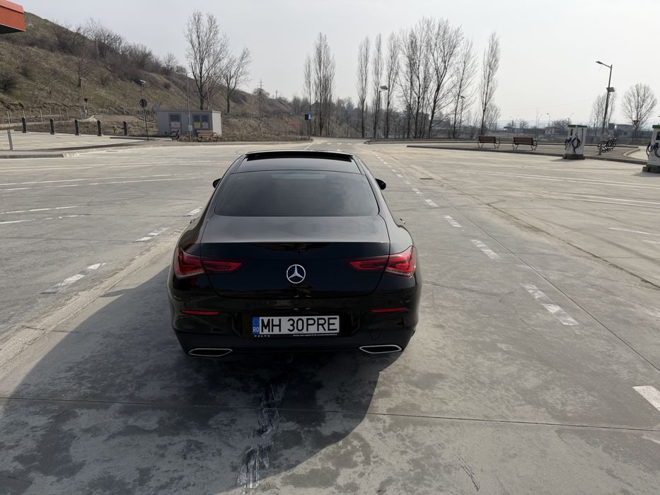 Mercedes-Benz CLA 200 benzina cutie manuala pachet AMG 163 CP