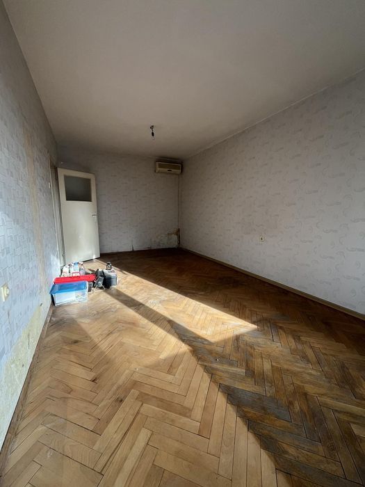 Продава се Двустаен апартамент в София, Дружба 1 - 43 кв.м за 1931 €/кв.м - Снимка #4