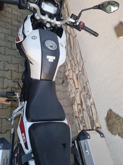 Benelli TRK 251 ABS  A2  2021 schimb cu 125