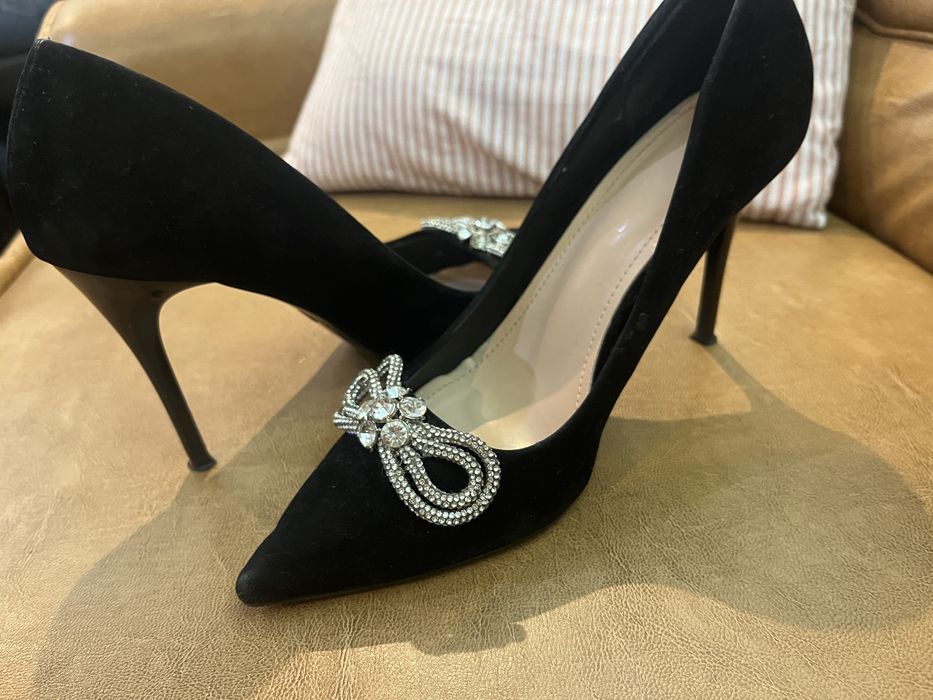 pantofi cu toc eleganti