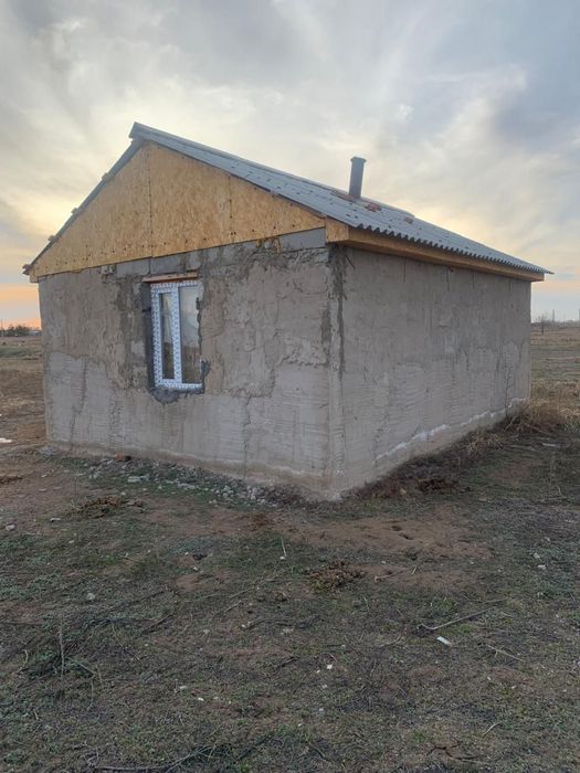 Продается дом село Заря новый