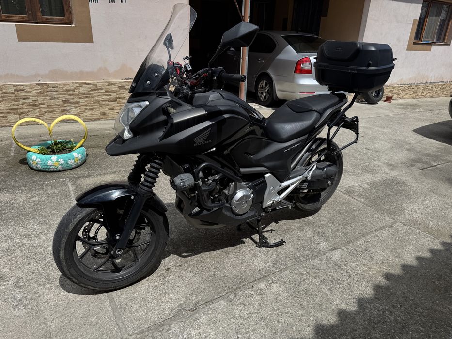 Vând Honda NC 700 X 2013