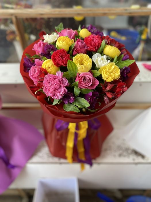 Pionavidniy buket pion katarina bables