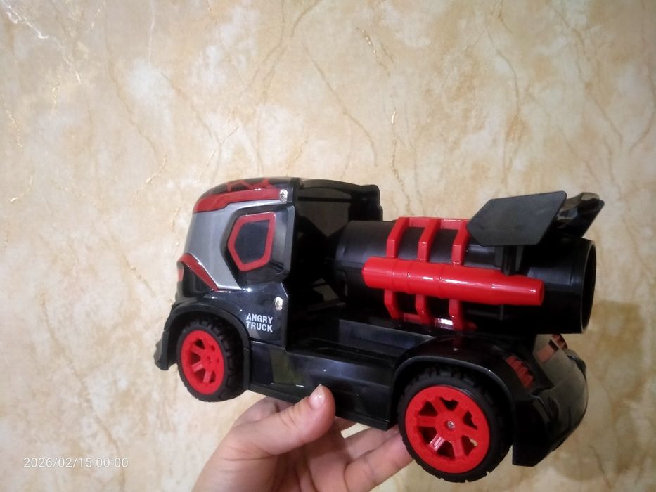 Продам игрушки машинки