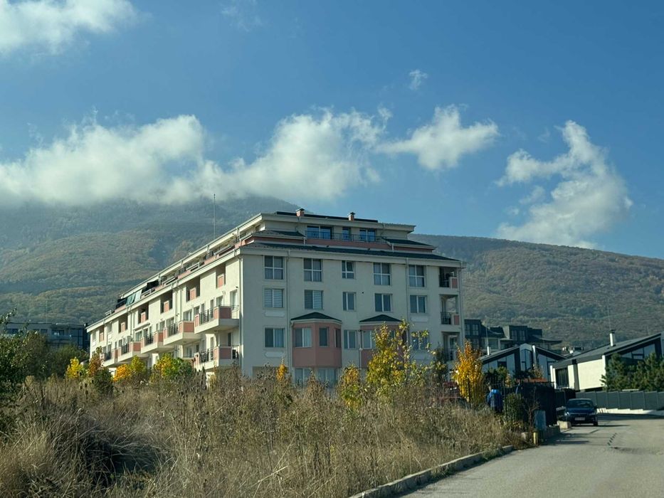 Дава се под наем Четиристаен апартамент в София, Драгалевци - 220 кв.м за 1296.42 € - Снимка #5