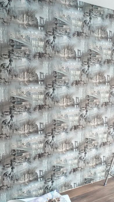 Обои,эмульсия,левкас,галтели,молдинги.