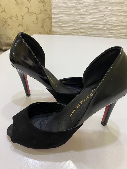 Продам красивые туфли