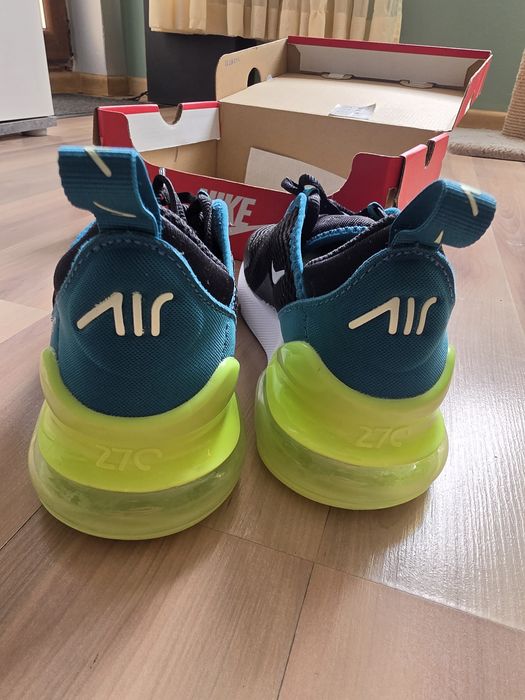 Чисто нови детски маратонки Nike