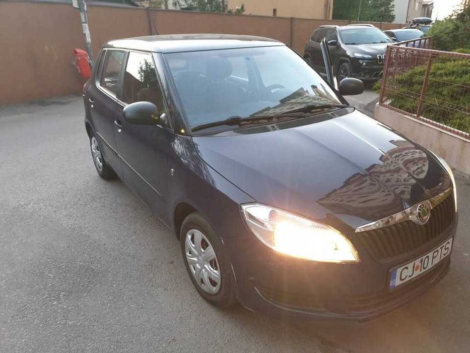 SKODA Fabia 2012 — imagine 3