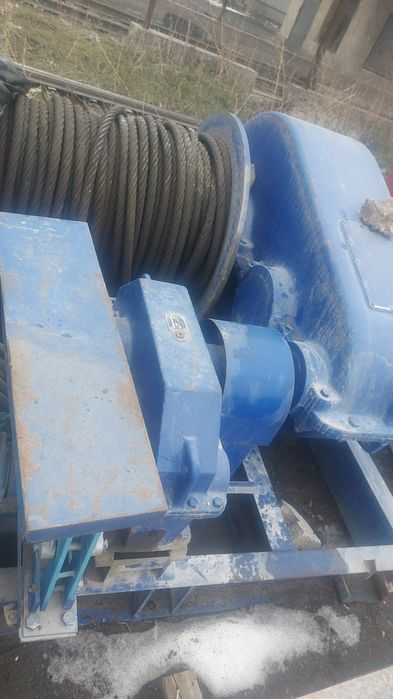 Лебедка тяговая ТЭЛ-20