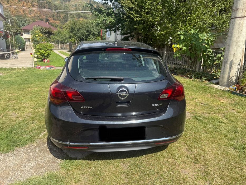 Vând Opel astra j 1.6 cdti 2015