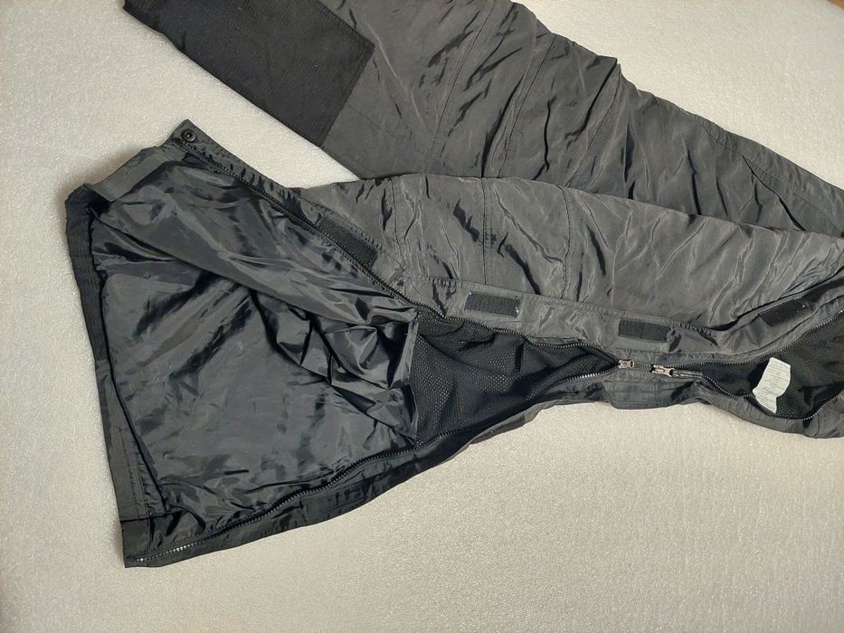 Pantaloni schi barbati