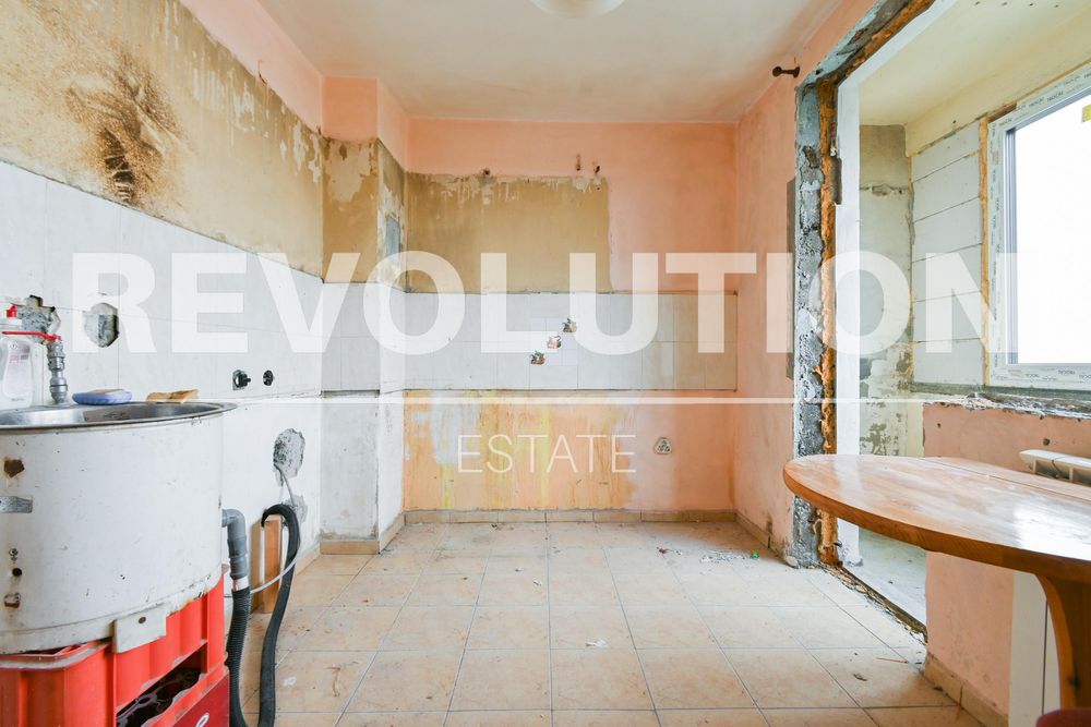 Продава се Двустаен апартамент в София, Гоце Делчев - 64 кв.м за 2813 €/кв.м - Снимка #4