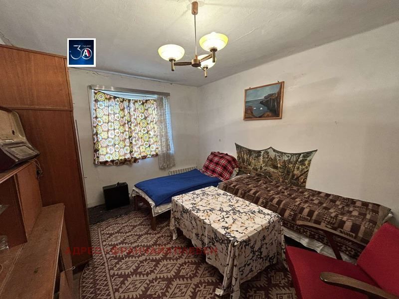 Продава се Къща в с. Садовец, Област Плевен - 91 кв.м за 112 €/кв.м - Снимка #3