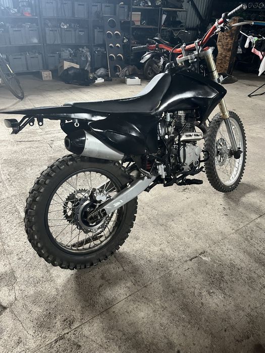 Продам эндуро 250