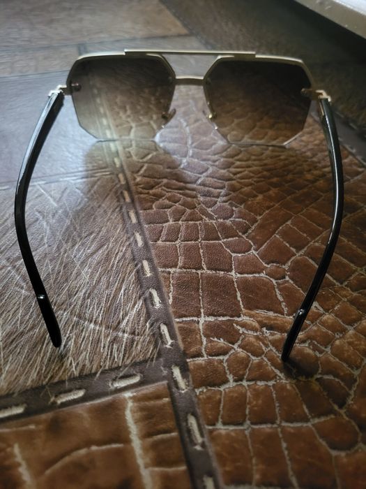 Продам очки +1 . Модель xl. Также солнце защитные Новые.