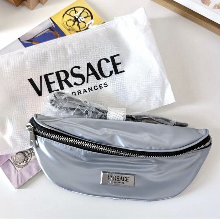 Нова Versace чантичка