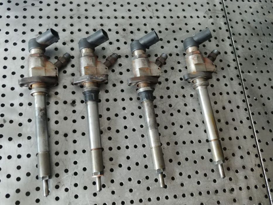 injector 2.0 d volvo v50 s40 peugeot 307 peugeot 407 peugeot 607 peugeot 807 citroen c4  9657144580