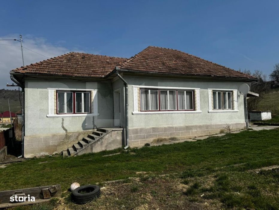 Casa De Vanzare Cu 3 Camere Situata In Jichisul De Jos La Doar Numai 5