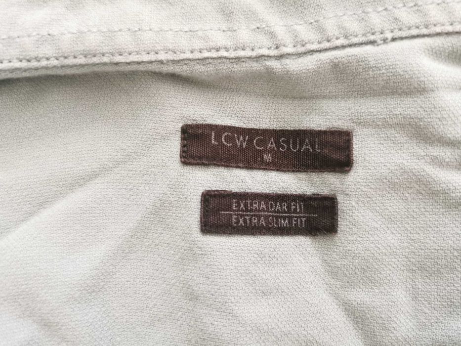 Риза LC Waikiki - extra slim fit (размер М)