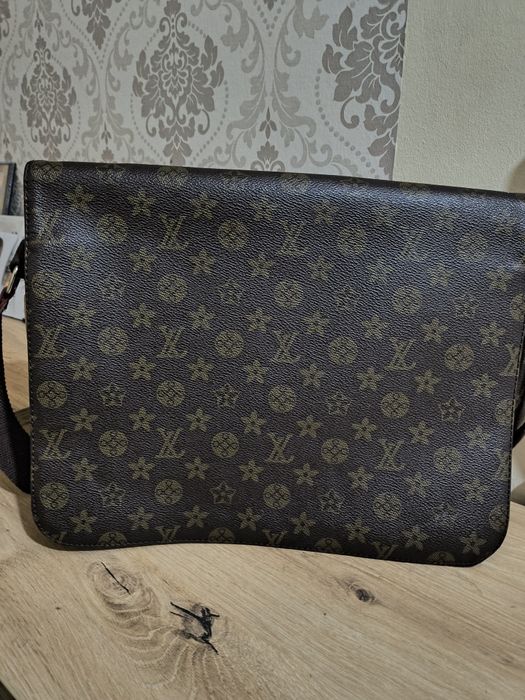 Дамска спортна чанта Luis Viuton