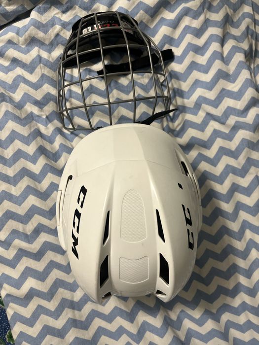 шлем ссм для хоккей