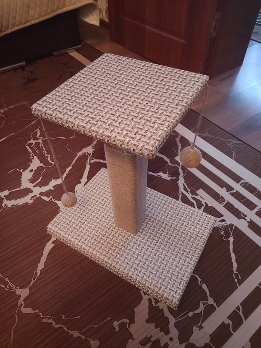 Продам когтеточку.