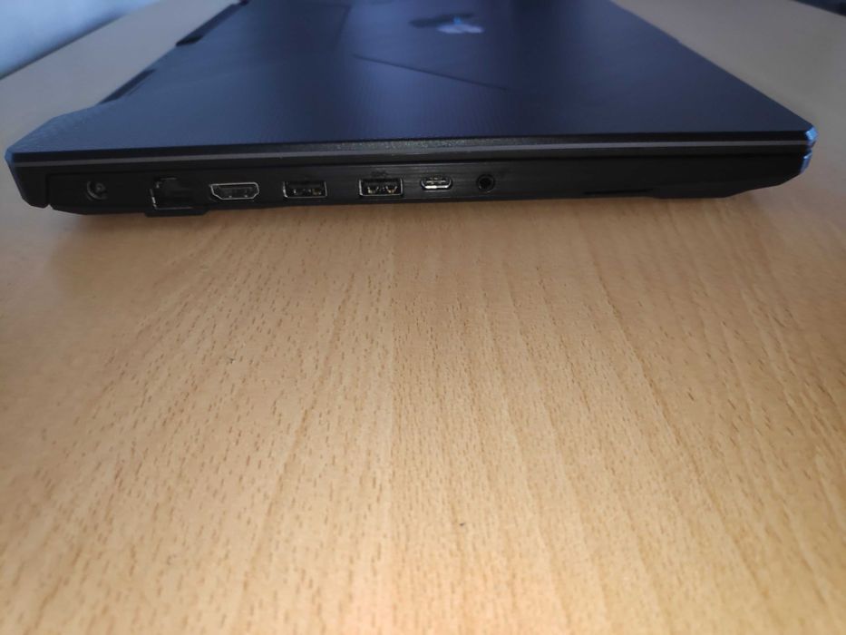 Лаптоп ASUS TUF A15 FA506NF - AMD Ryzen 5 + GeForce RTX 2050 4GB