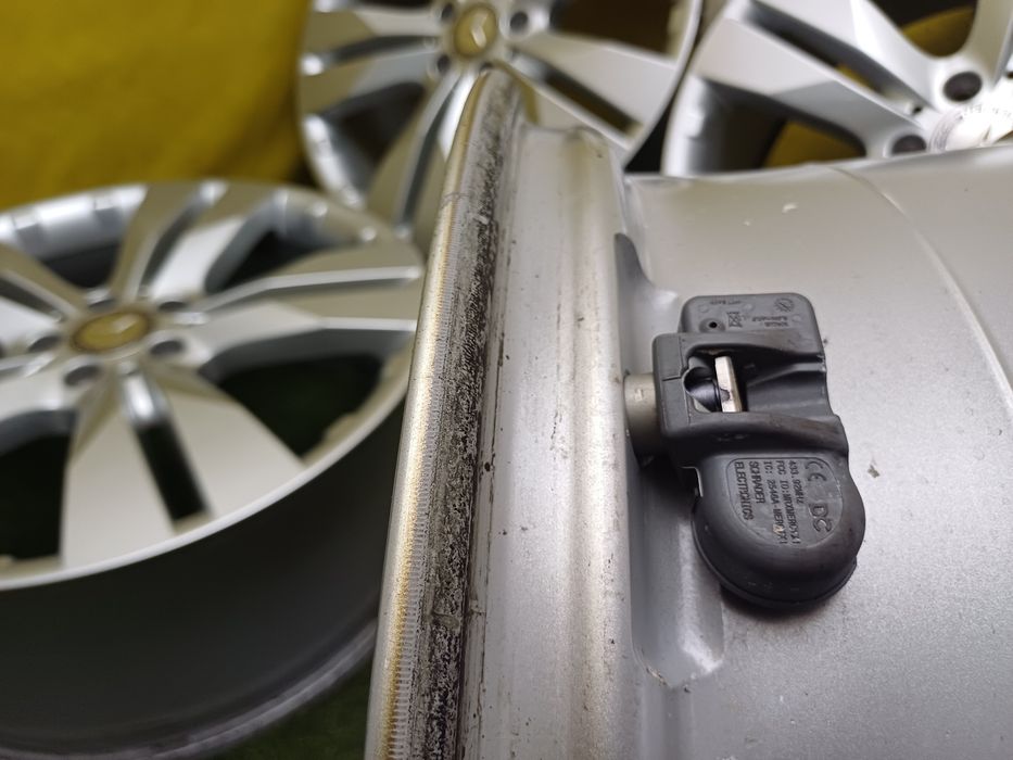 Диски R20 5x112 на Mercedes и другие.