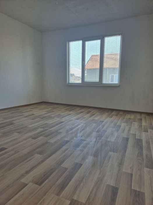 Дава се под наем Етаж от къща в София, Левски - 120 кв.м за 280000 € - Снимка #6