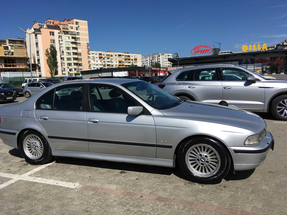 лека кола BMW e39 automatik 520i
