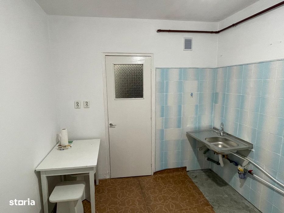 Apartament de doua camere de vanzare