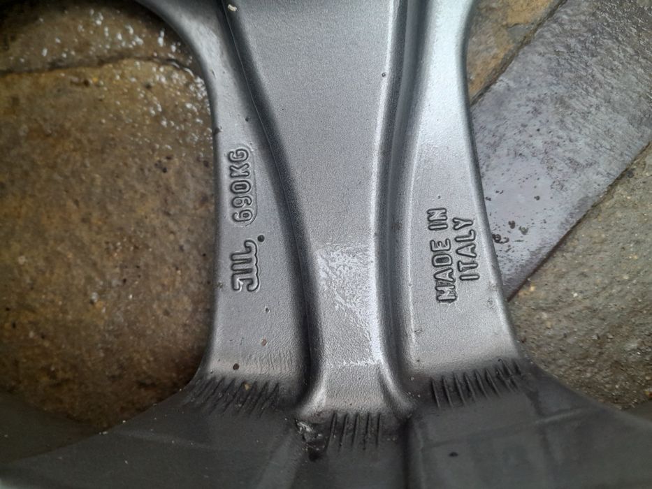 Диски с резиной 215/50/17