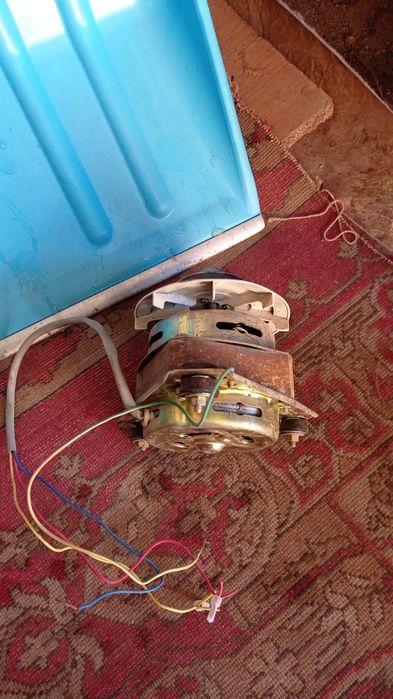 Продается моторчики на стиральные машины