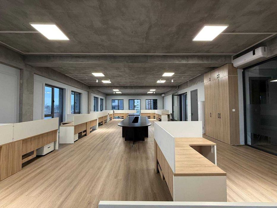 Аренда Евро офис 8 роддом 200м2