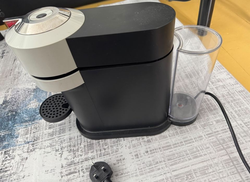 Кафе машина Nespresso Vertuo