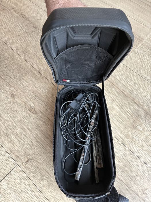 Led cu baterie in Borseta/geanta trotineta hard case