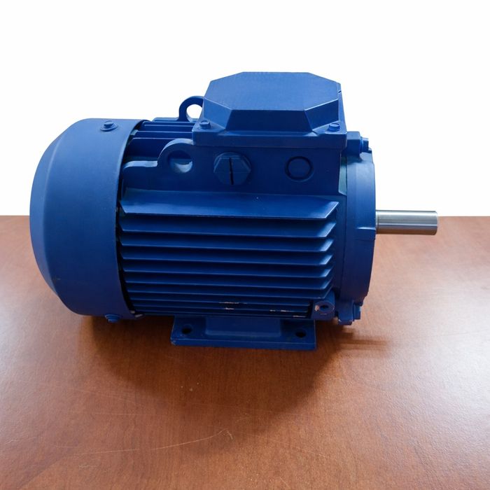 Электродвигатель 380в 2,2кВт