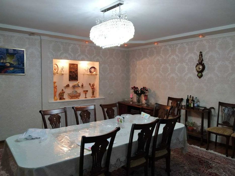 Двухуровневый дом 6 комнат на участке 2.6 сотки