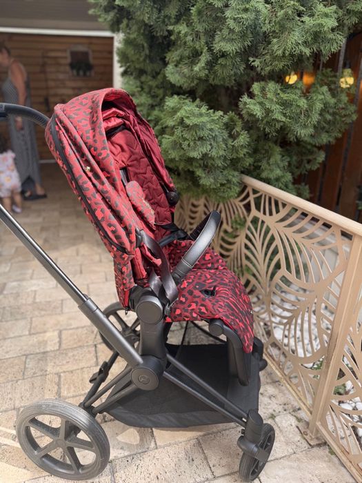 Carucior sport pentru copii Cybex Priam 4.0 Rockstar by Alec Voelkel