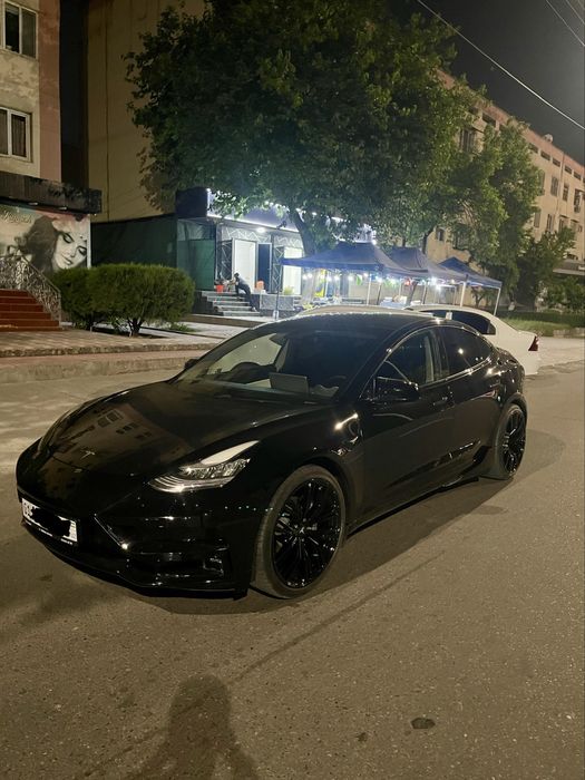 Tesla Model 3 2020