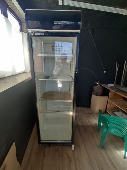 Холодильник сатылады срочно