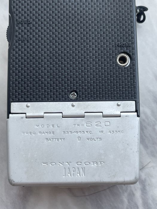 Sony TR-620 транзисторный радиоприёмник