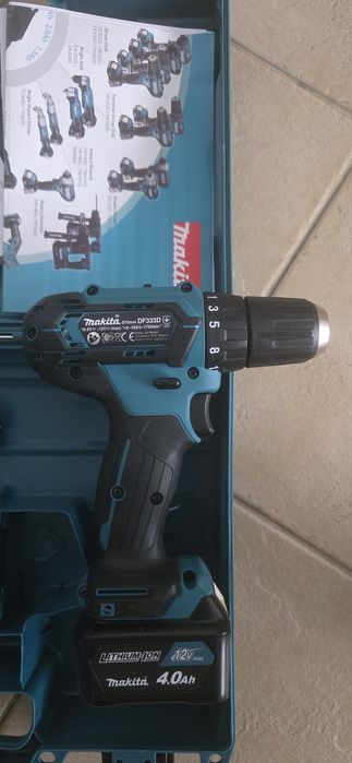 MAKITA DF333DSAE Masina de gaurit cu 1 acumulator Li-Ion, 12V, NOU,