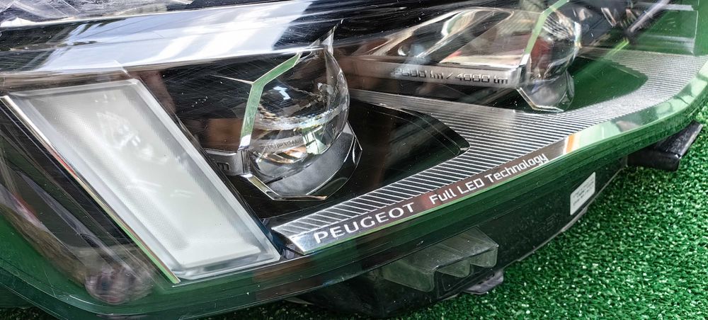Десен фар за Peugeot 508 Full LED / Пежо 508 Фул ЛЕД