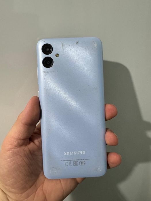 Продам Samsung A04E 128gb