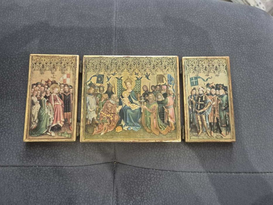 Стар религиозен триптих