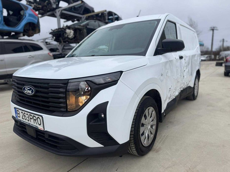 Ford Transit Courier 1.5 d ECO BLUE 2025 EURO6 avariat lovit avariate NOU 4000km