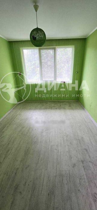 Продава се Тристаен апартамент в Пловдив, Младежки Хълм - 100 кв.м за 1850 €/кв.м - Снимка #11