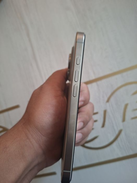 IPhone 16 pro продаю